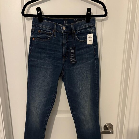 NWT Gap High Rise Stretch Skinny Jeans - Picture 2 of 6